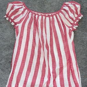 Red and White Off the Shoulder Shirt — Max Studio — size M